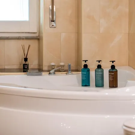 Dante House In Centro Citta كالياري