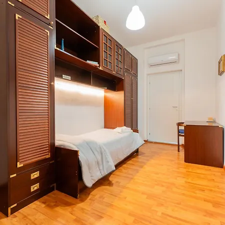 Dante House In Centro Citta كالياري